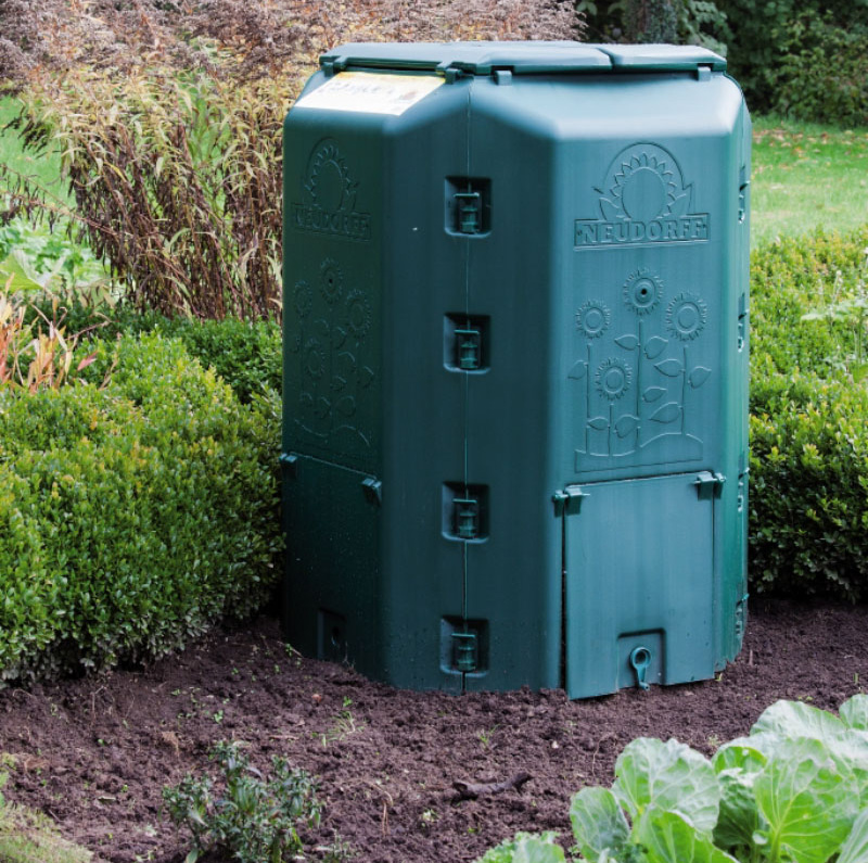 Neudorff DuoTherm Komposter im Garten